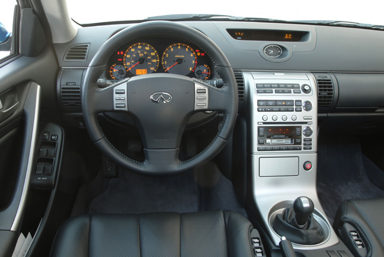 2003 - 2006 Infiniti G35 Sedan Cockpit Picture